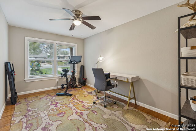 Image 26 of 42 For 119 Blakeley Dr