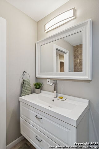 Image 29 of 42 For 119 Blakeley Dr