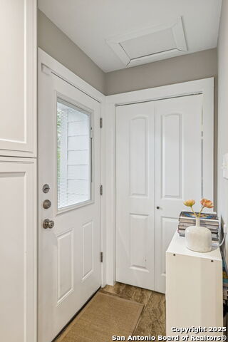 Image 34 of 42 For 119 Blakeley Dr