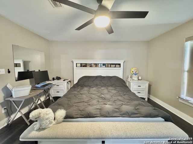 Image 18 of 26 For 1106 High N