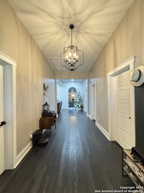 Image 3 of 26 For 1106 High N