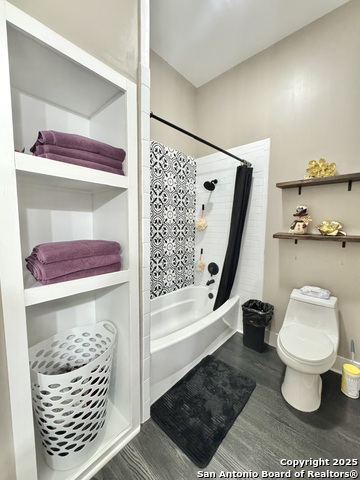 Image 8 of 26 For 1106 High N