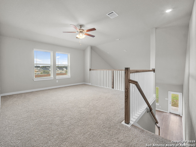 Listing photo id 2 for 15583 Jake Crossing