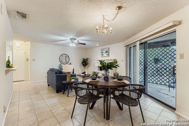 Image 14 of 27 For 3430 Turtle Village 101