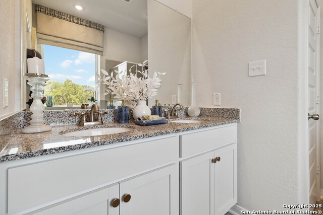 Image 12 of 17 For 8509 Merlin Cove