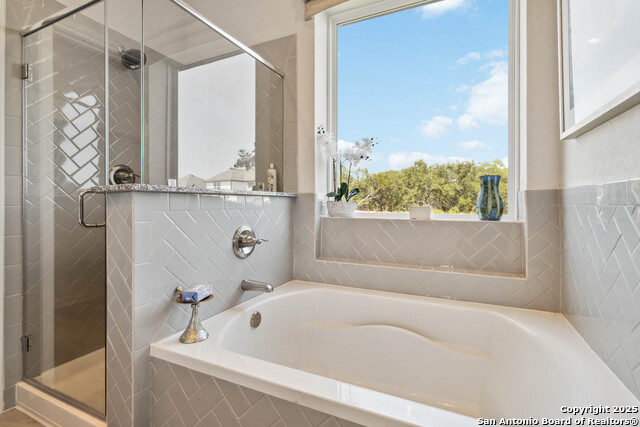 Image 13 of 17 For 8509 Merlin Cove