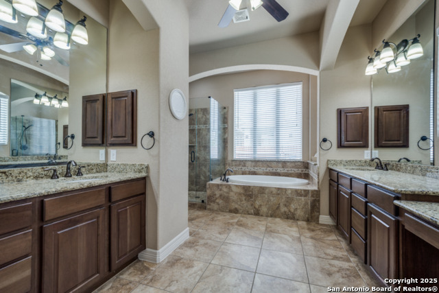 Image 14 of 25 For 5318 Statice Hunt