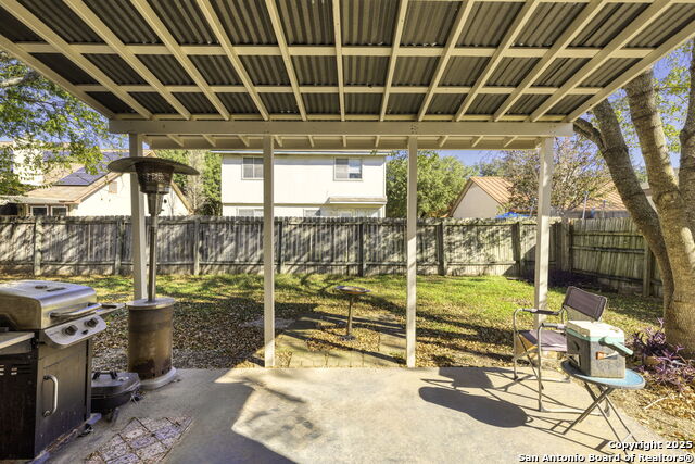 Image 16 of 19 For 321 Zebra Dr