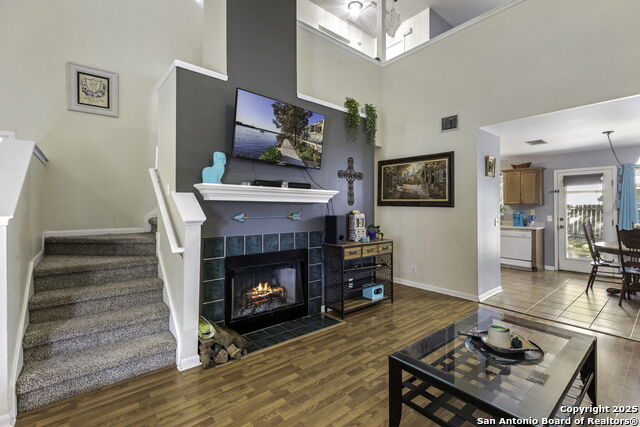 Image 4 of 19 For 321 Zebra Dr