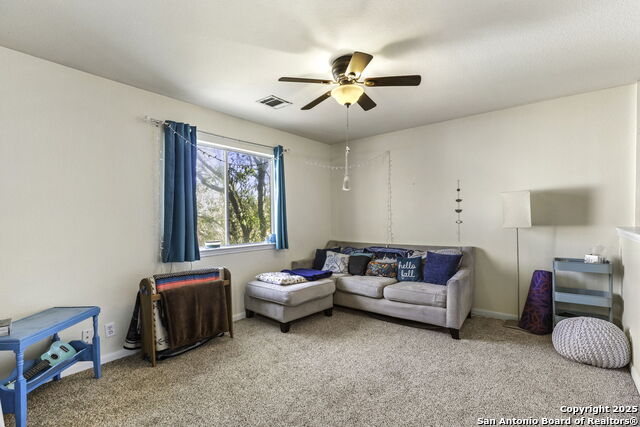 Image 8 of 19 For 321 Zebra Dr