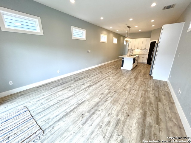 Image 11 of 31 For 810 Martin Luther King Drive