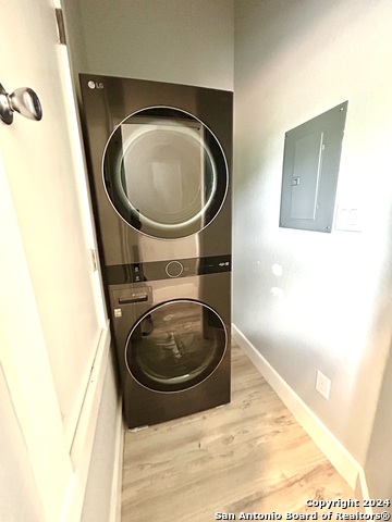 Image 21 of 31 For 810 Martin Luther King Drive