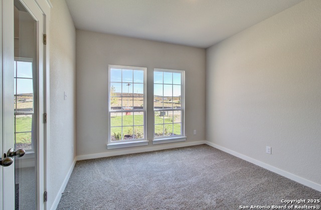 Image 11 of 25 For 2518 White Daisy Hill