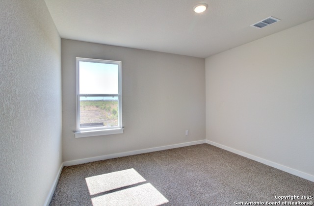 Image 22 of 25 For 2518 White Daisy Hill