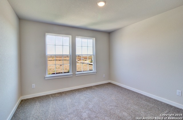 Image 24 of 25 For 2518 White Daisy Hill