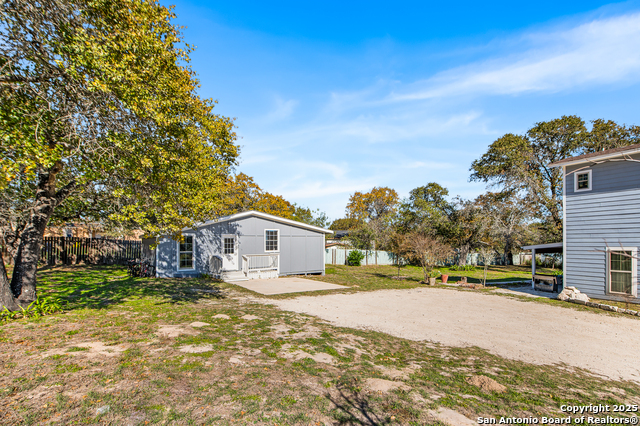 Image 35 of 51 For 23019 Hilltop Peaks