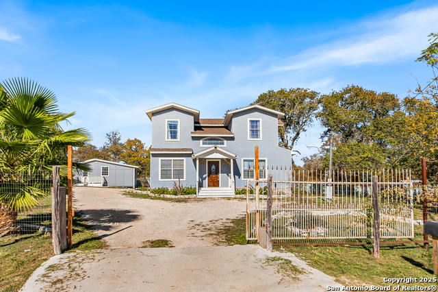 Image 4 of 51 For 23019 Hilltop Peaks