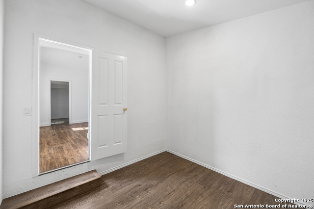 Image 48 of 51 For 23019 Hilltop Peaks