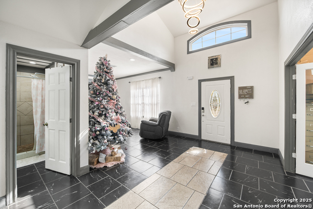 Image 5 of 51 For 23019 Hilltop Peaks