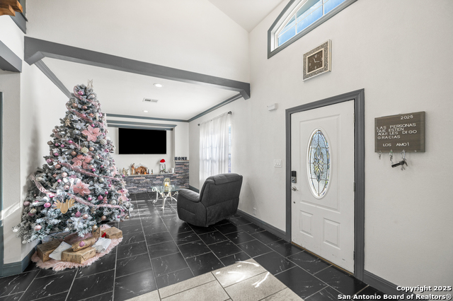 Image 8 of 51 For 23019 Hilltop Peaks