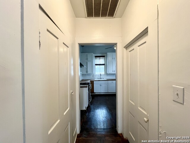 Image 11 of 37 For 1227 Willow Street 1