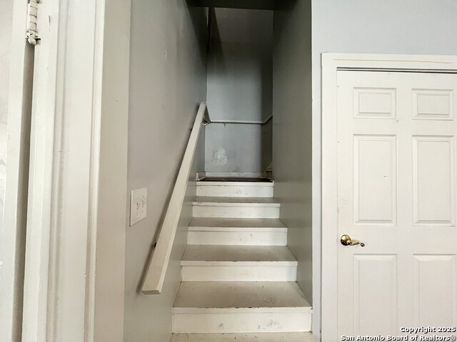 Image 18 of 37 For 1227 Willow Street 1