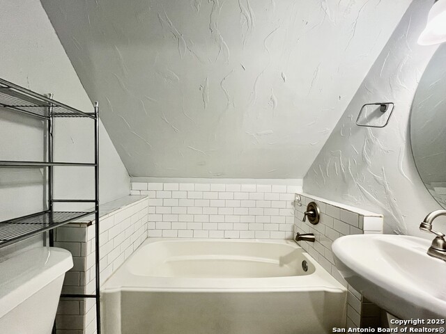 Image 24 of 37 For 1227 Willow Street 1