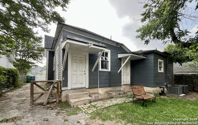 Image 28 of 37 For 1227 Willow Street 1