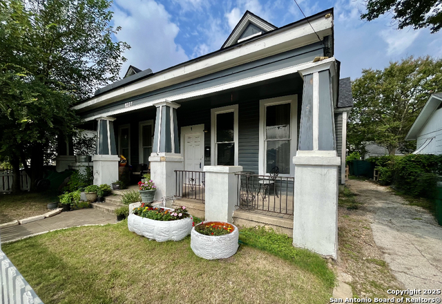 Image 32 of 37 For 1227 Willow Street 1