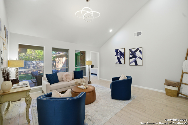 Image 11 of 32 For 8911 Park Vista