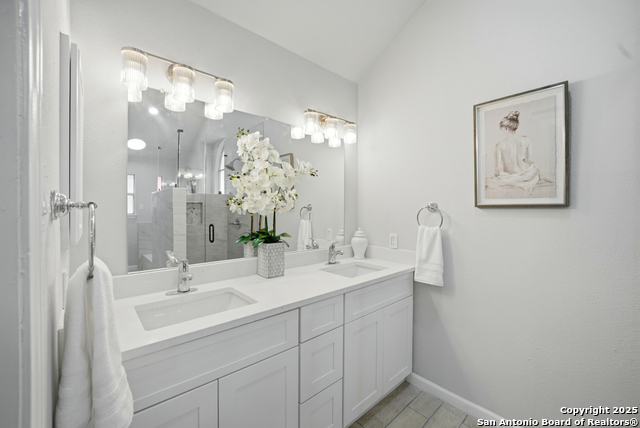 Image 19 of 32 For 8911 Park Vista