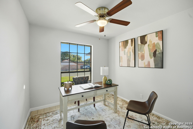 Image 23 of 32 For 8911 Park Vista