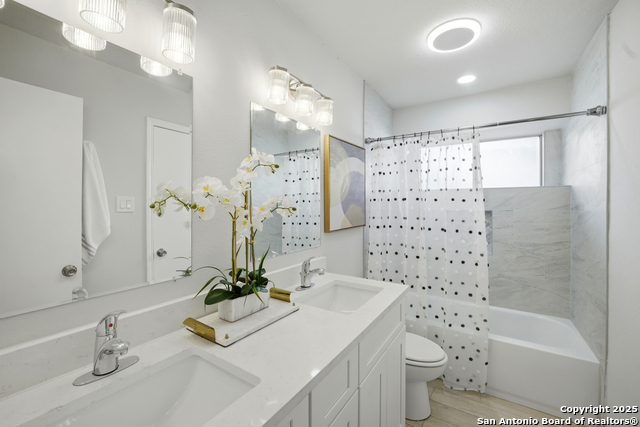 Image 26 of 32 For 8911 Park Vista