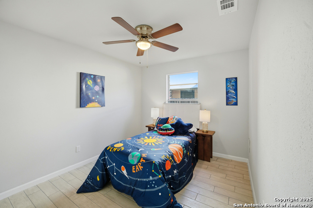 Image 27 of 32 For 8911 Park Vista