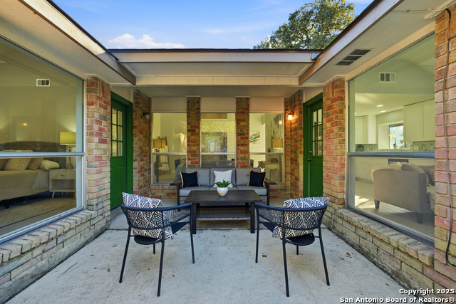 Image 28 of 32 For 8911 Park Vista