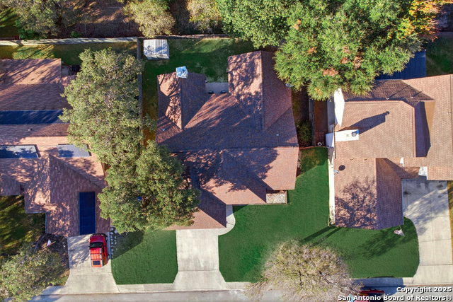 Image 31 of 32 For 8911 Park Vista