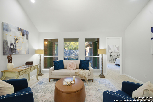 Image 9 of 32 For 8911 Park Vista