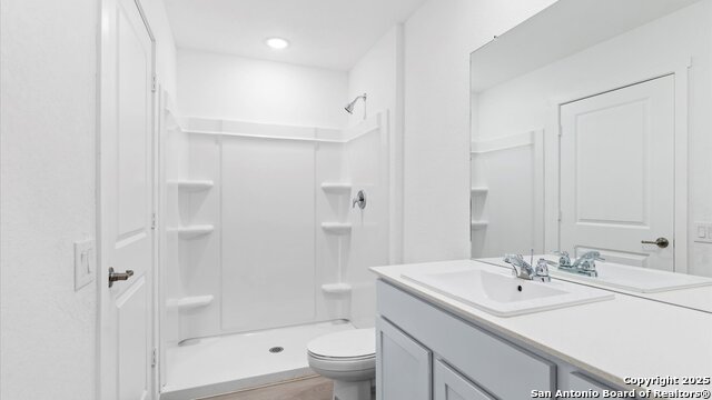 Image 12 of 21 For 10814 Lillia Branch