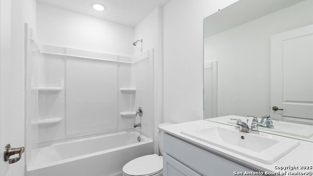 Image 18 of 21 For 10814 Lillia Branch