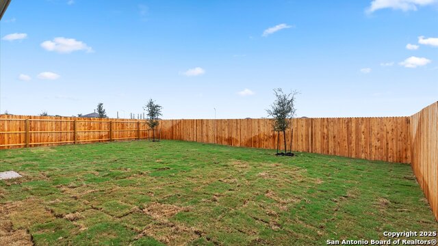 Image 19 of 21 For 10814 Lillia Branch