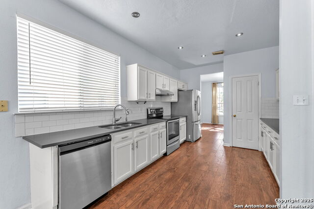 Image 13 of 42 For 3027 Fall Mist