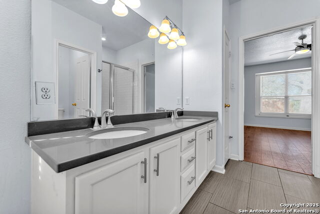 Image 24 of 42 For 3027 Fall Mist