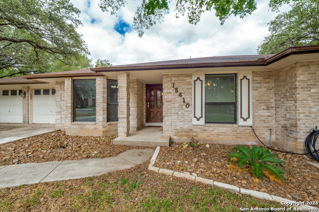 Image 2 of 25 For 15410 Circle Path St