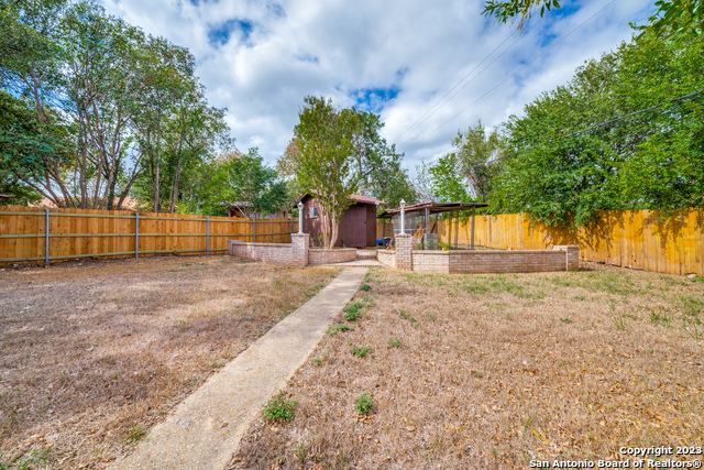 Image 23 of 25 For 15410 Circle Path St