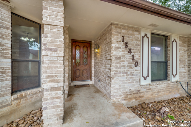 Image 3 of 25 For 15410 Circle Path St