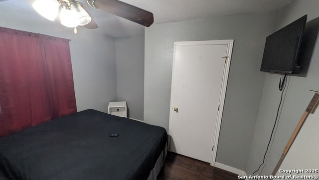 Image 5 of 7 For 5915 Bronco Way