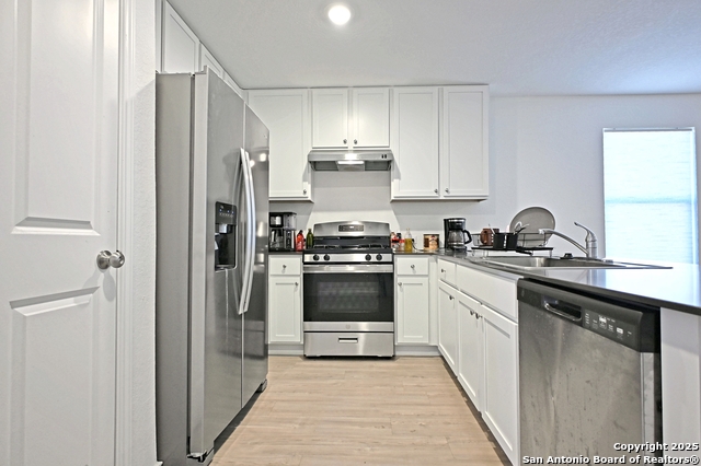 Image 14 of 18 For 5115 Schaeffer