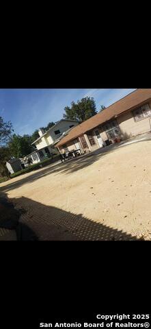 Image 3 of 6 For 9718 Caney Creek