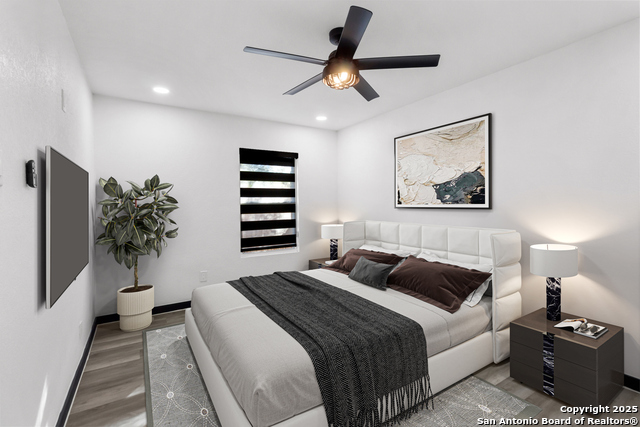 Image 16 of 40 For 9346 Valley Hedge