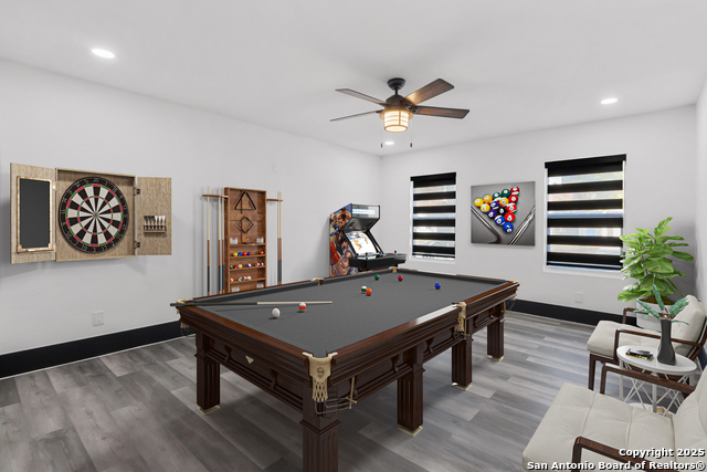 Image 23 of 40 For 9346 Valley Hedge